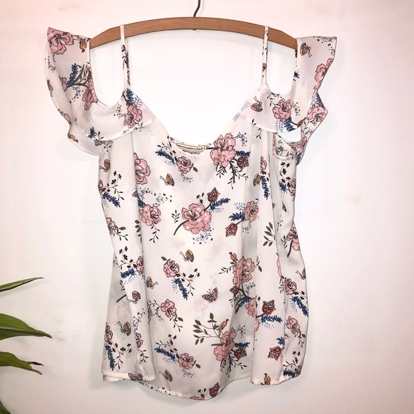 Abercrombie & Fitch Tops - Abercrombie & Fitch Cold Shoulder Blouse (M)